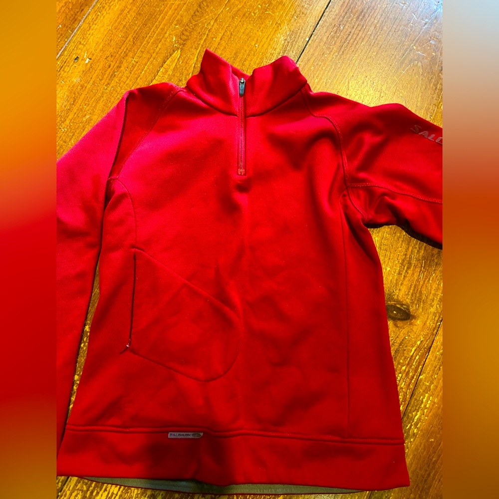 Salomon sport blouse. Warm. Good for hiking biking and skiing. Size s